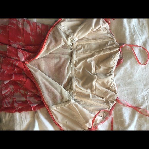 BCBG MAXAZARIA FITTED CORAL GOWN - Picture 5 of 7